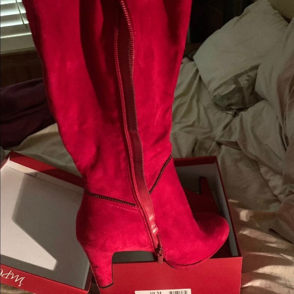 A tall ted boots